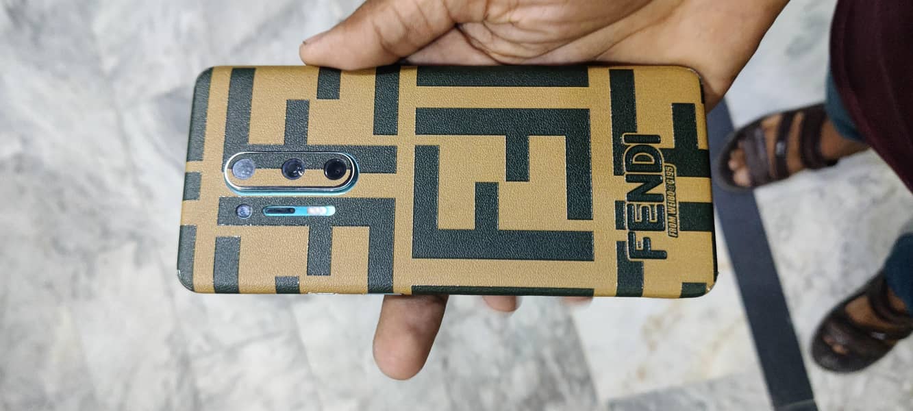 One Plus 8 Pro 0