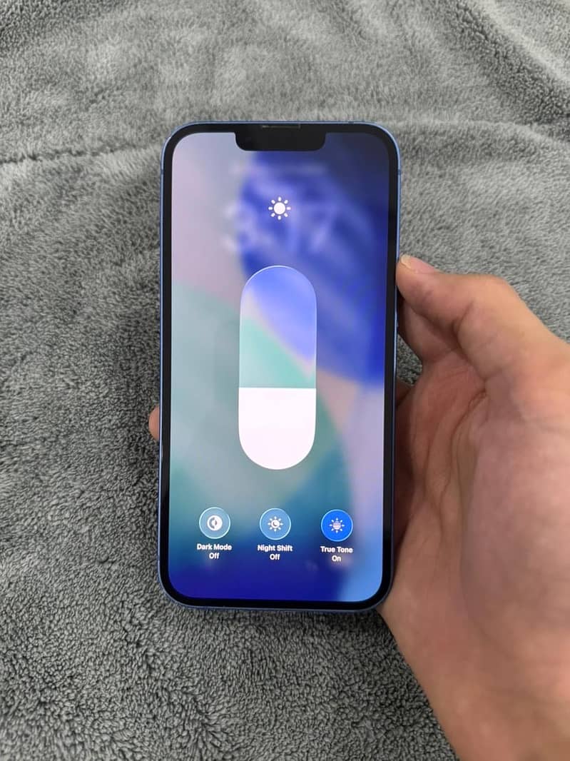 Apple iPhone 13 3