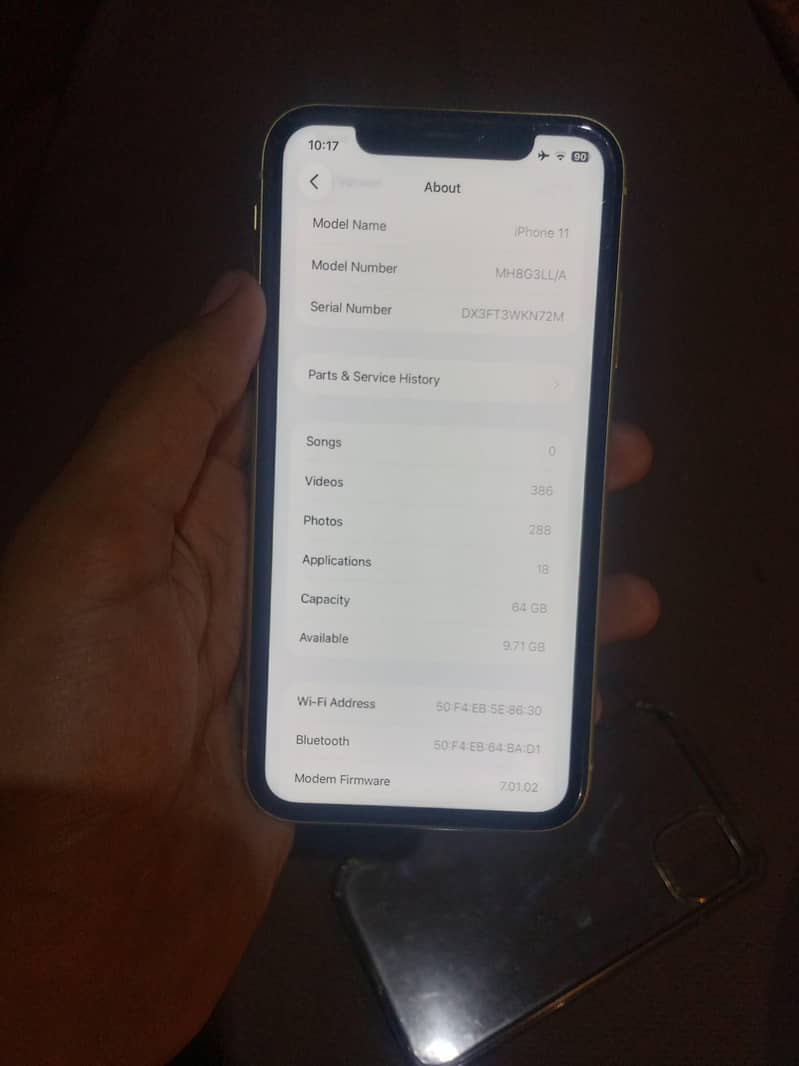 Apple iPhone 11 3