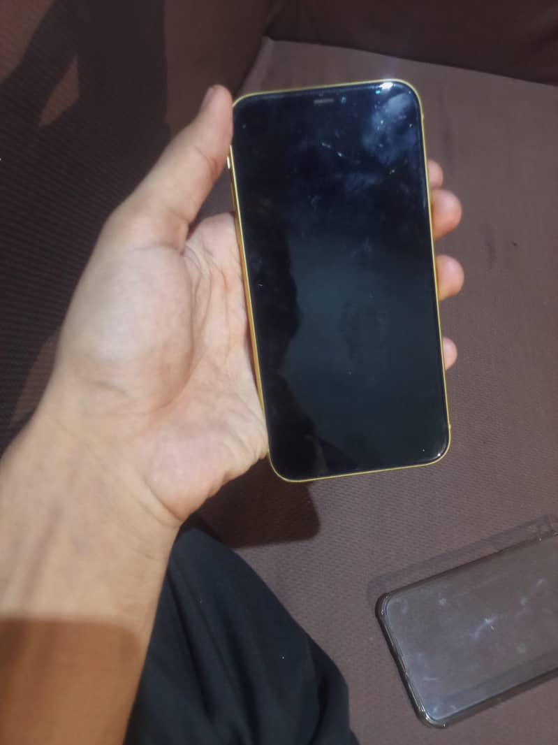 Apple iPhone 11 5