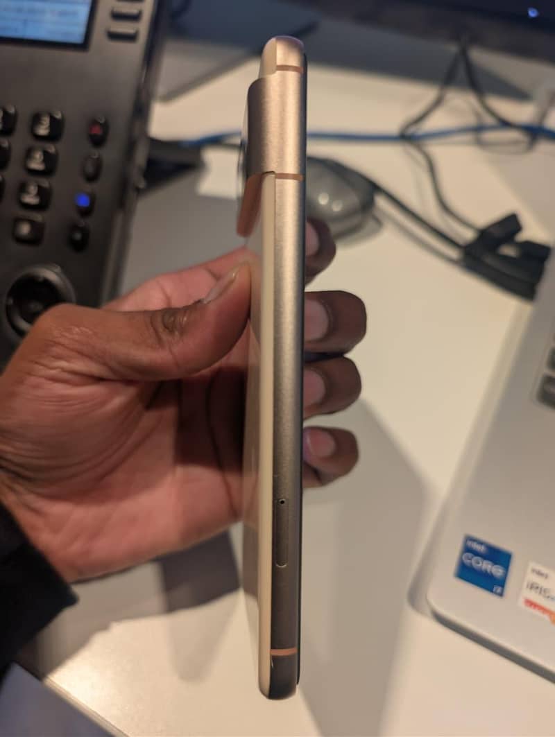 Google Pixel 8 5