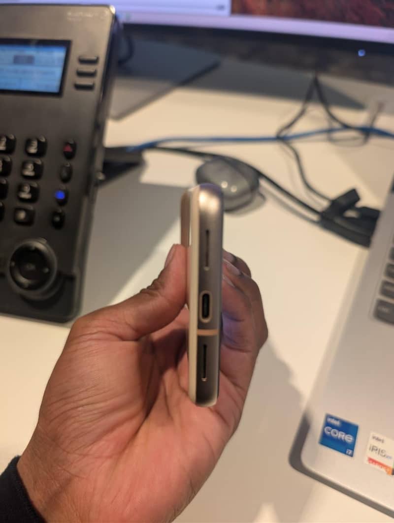 Google Pixel 8 6