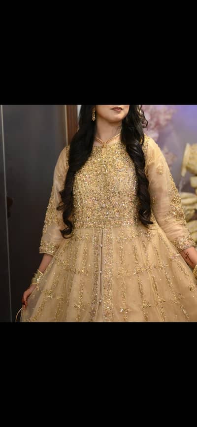 beautiful designer wedding gown for wedding