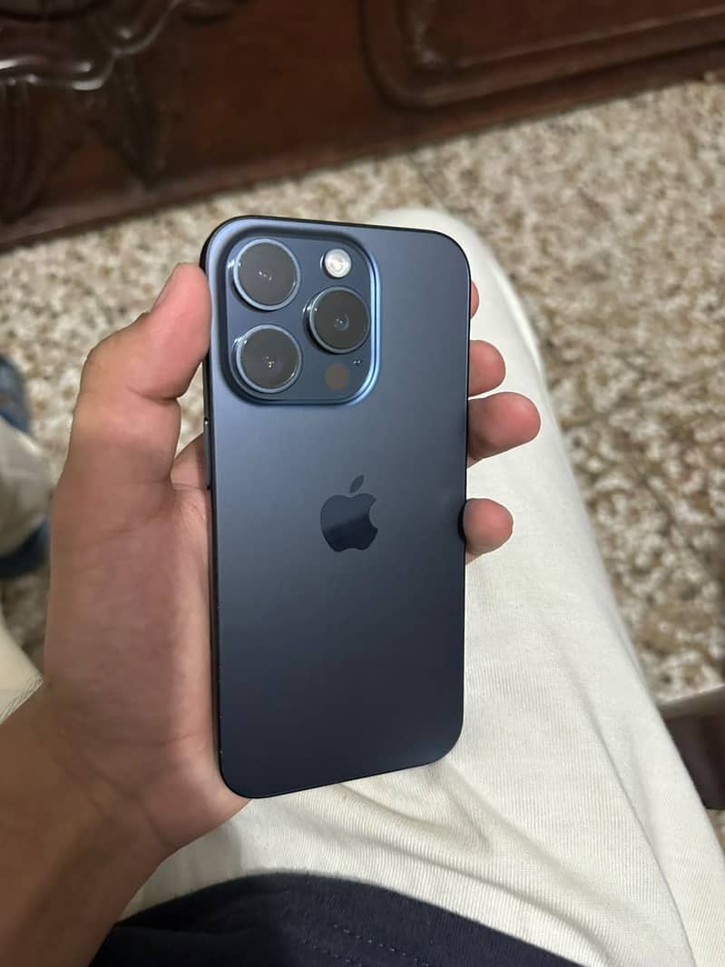 iPhone 15 pro 0