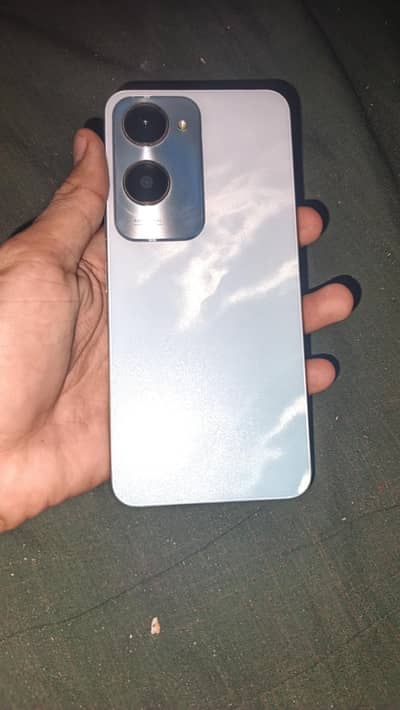 Vivo Y18