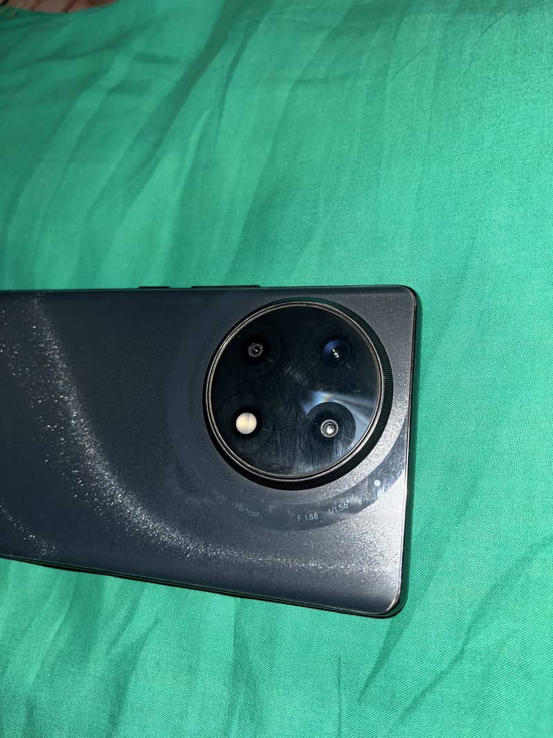 Tecno CAMON 30S 1