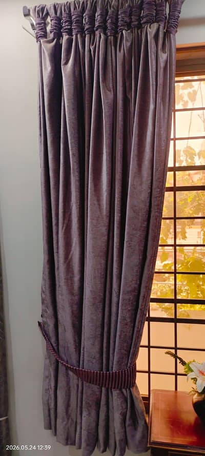 Curtain
