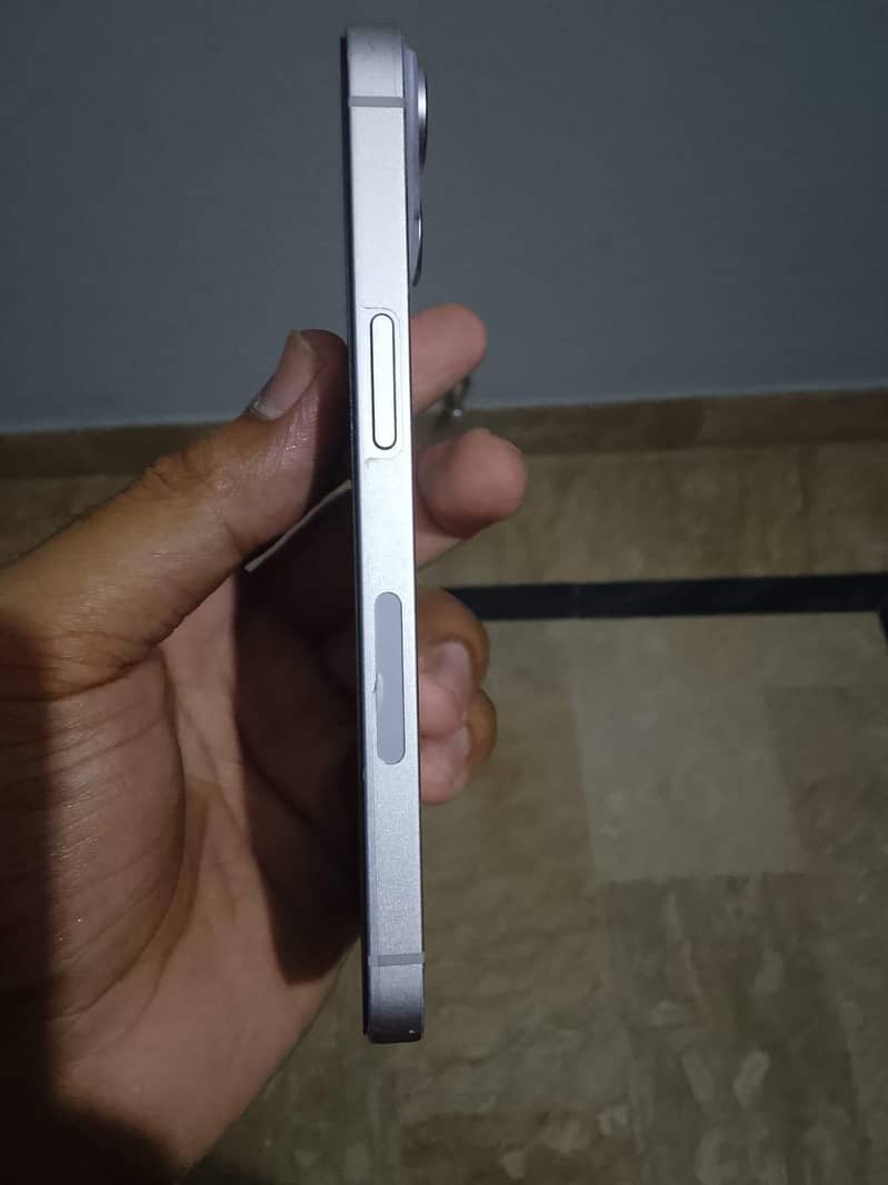 Apple iPhone 14 1