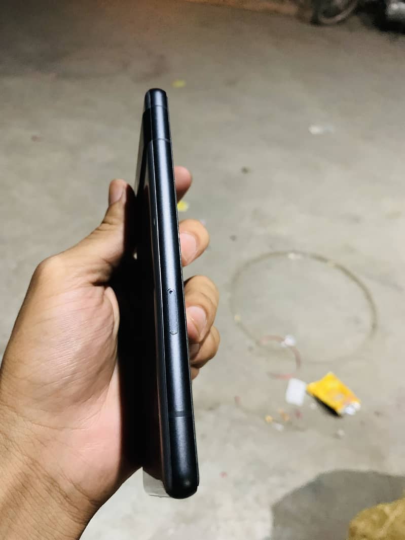 Google Pixel 7 A 4