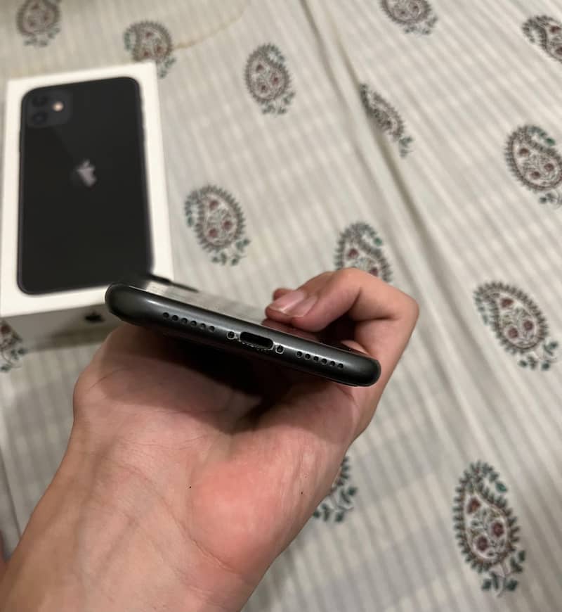 IPhone 11 7