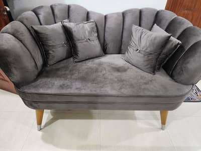 7 seater sofa set very slightly used