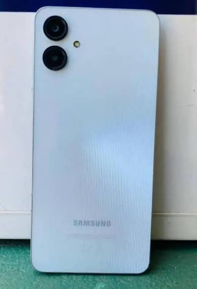 Samsung Mobile A06