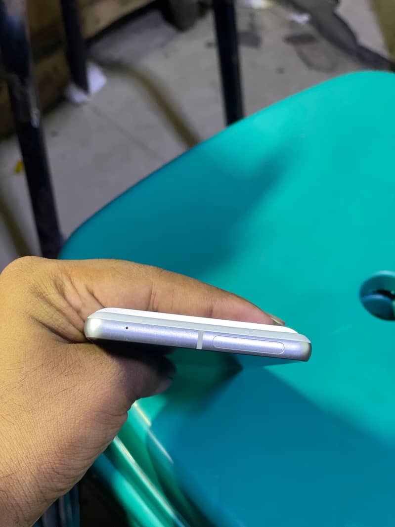 Google Pixel 7 2