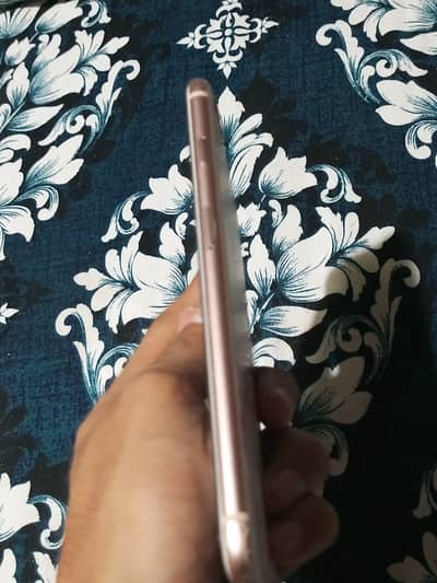8 plus exchange possible with iPhones
