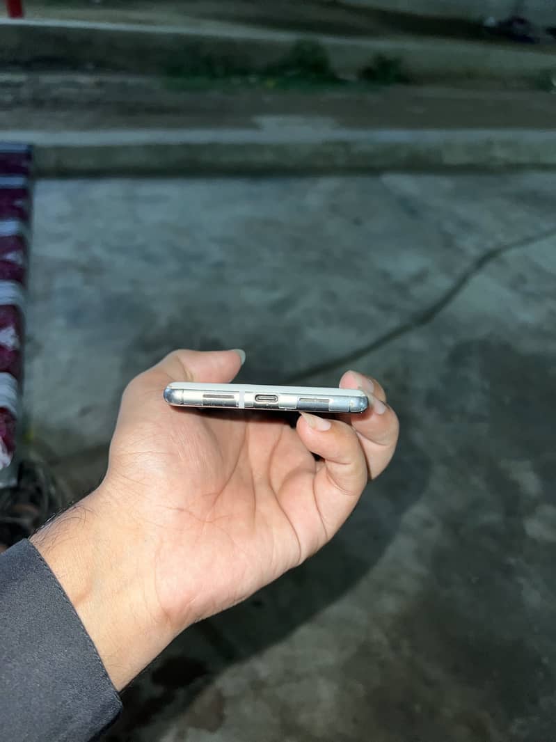 Google pixel 6 pro 4