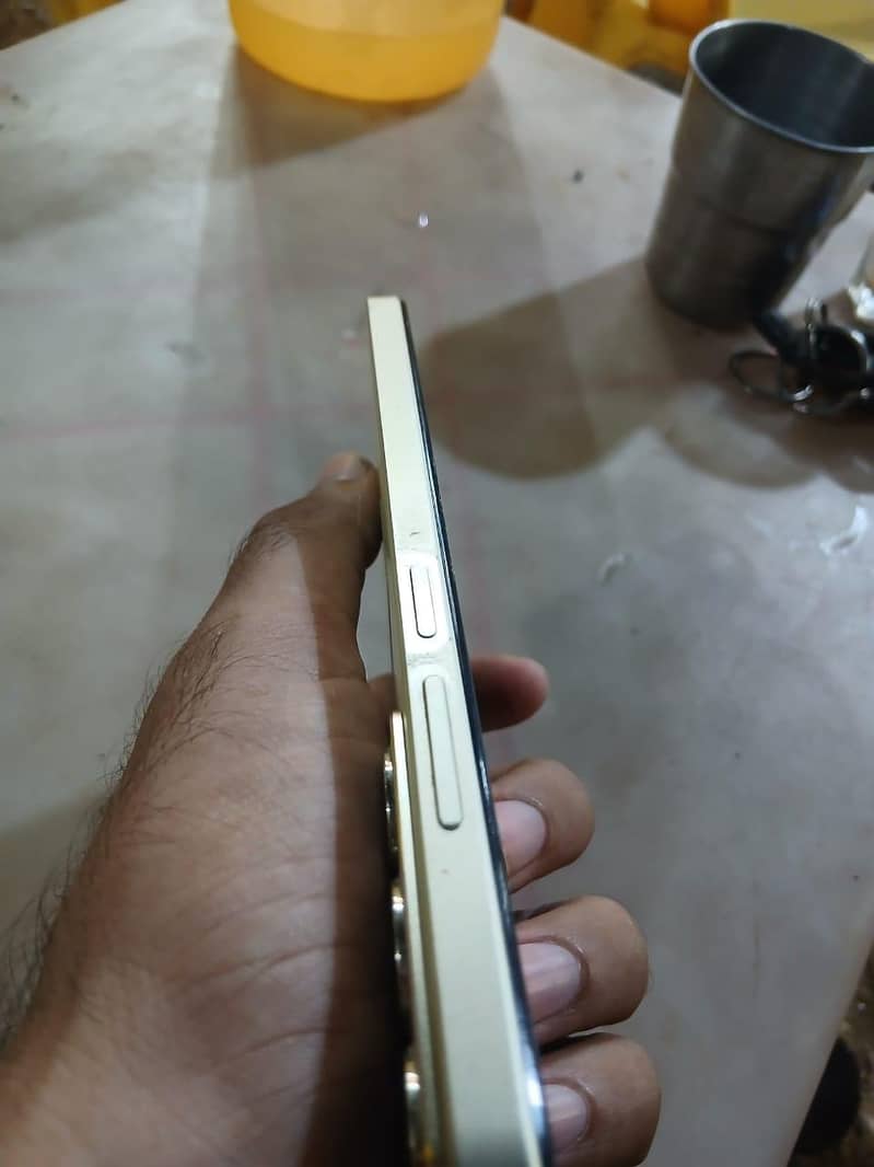 Realme C75 3