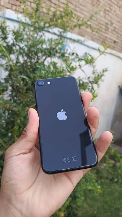I phone SE2 2 128 gbMDM water pack