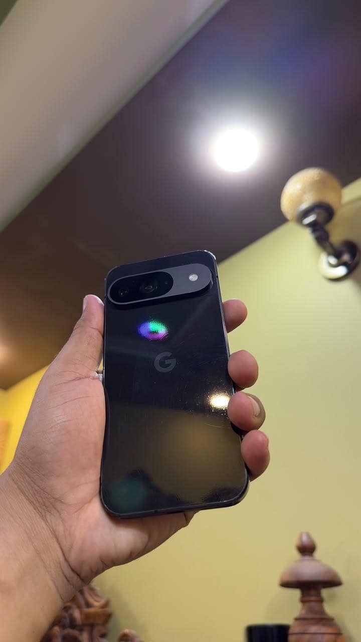 Google Pixel 9 6