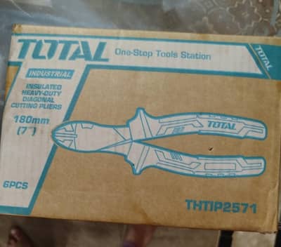 INDUSTRIAL INSULATED HEAVY-DUTY DIAGONAL CUTTING PLIERS , wire cutter