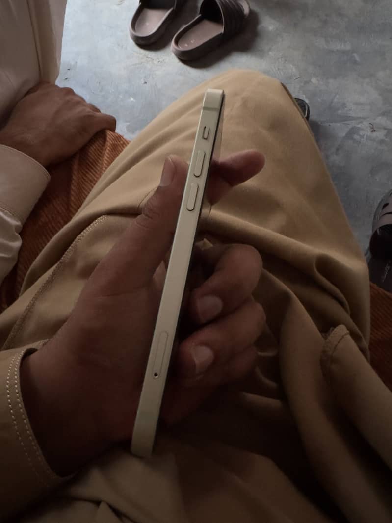 Iphone 12 sim working 3