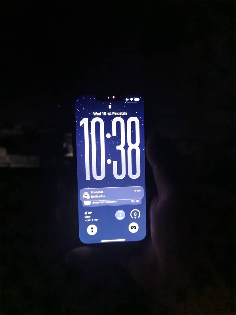 Apple iPhone 13 5