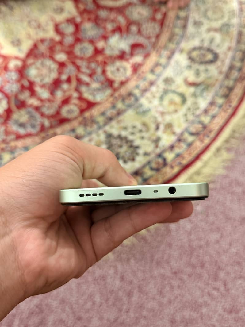 Realme C63 3