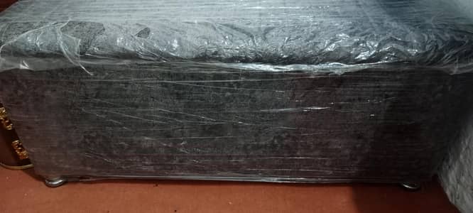 ottoman / storage box