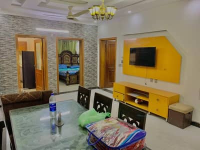 10 marla Full Furnished weekly monthly Available For rent phase 3 bajlii panii gass Ava neat clean