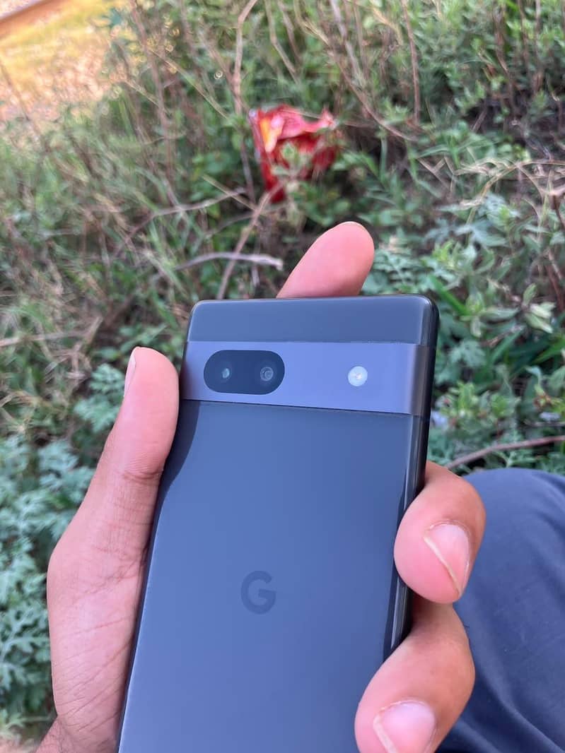 Google Pixel 7a 5