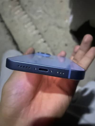 Apple iPhone 14