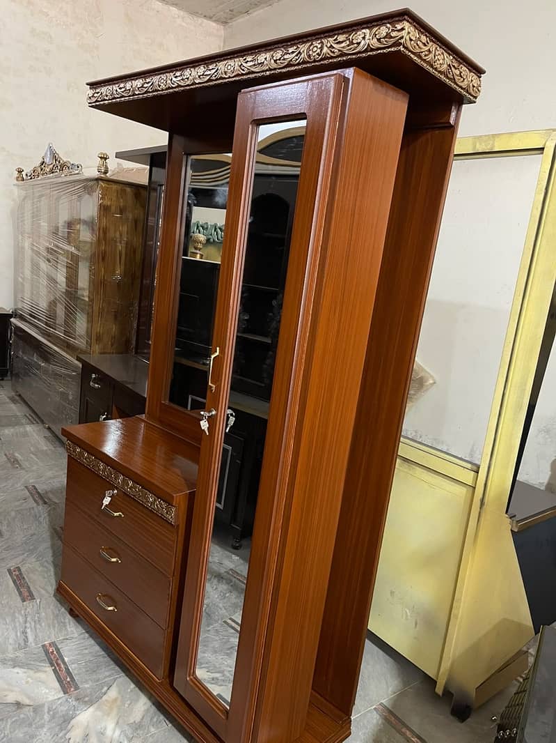 Dressing table 1