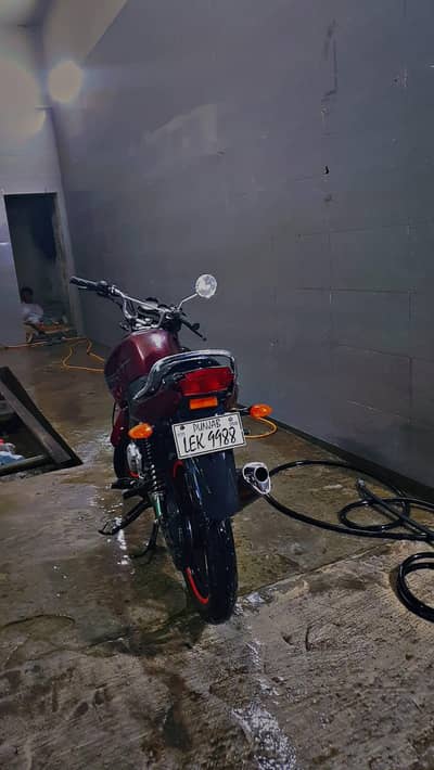 YAMAHA YBR 2015