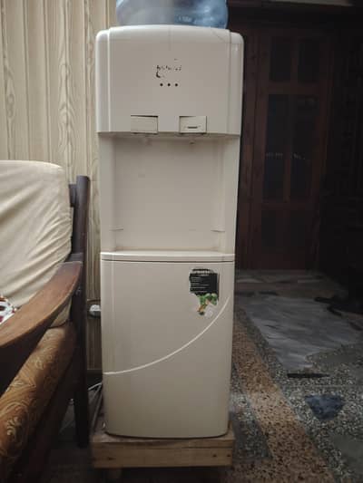 Water Dispenser
