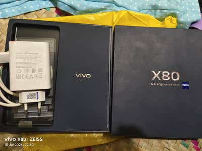 Vivo X80