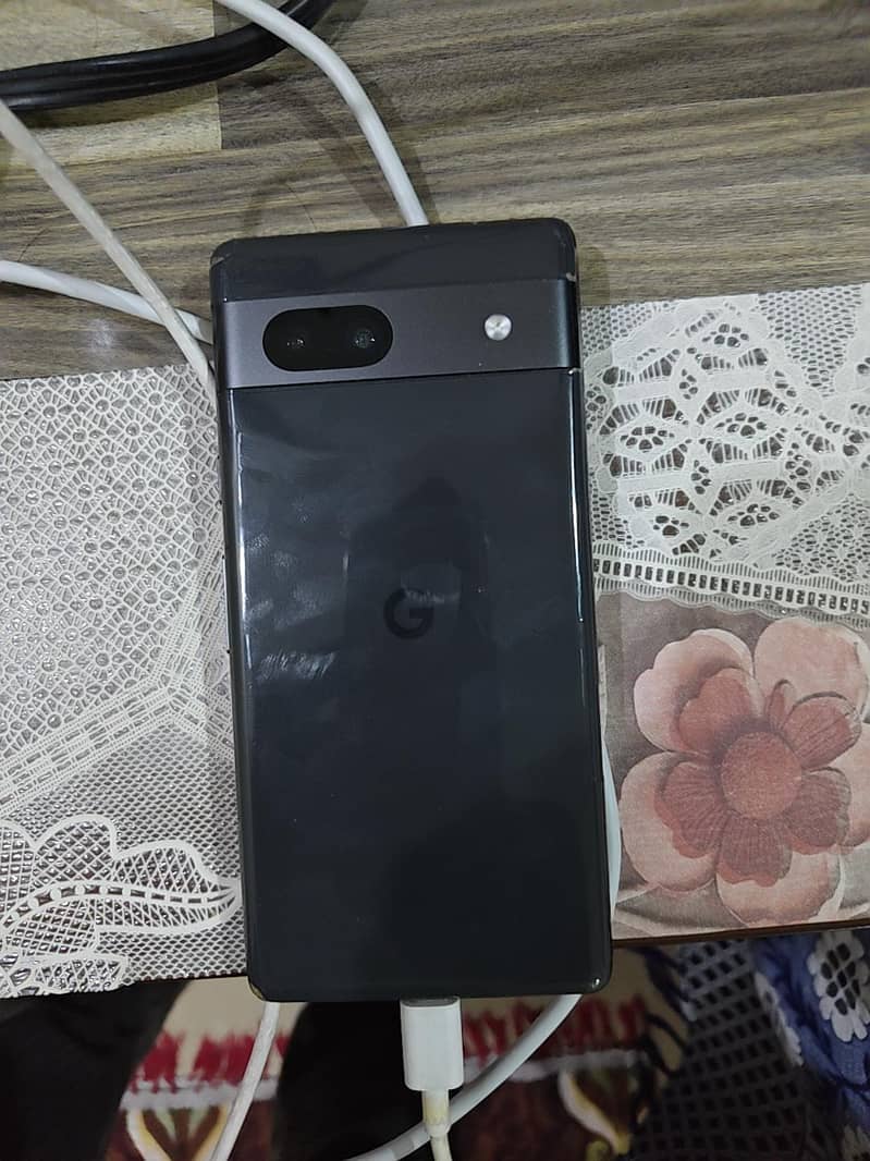 Google Pixel 7a 4
