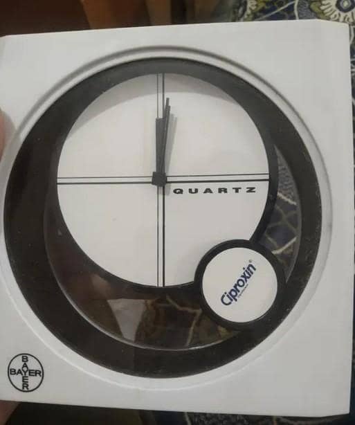 pendulum Quartz Clock 2