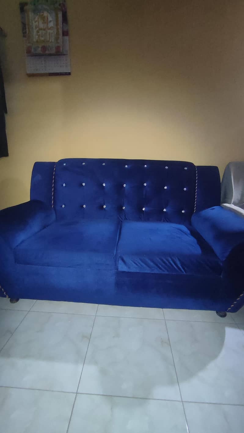 SOFA 2 SEATER 2