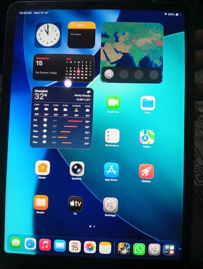 iPad pro 2020 11 inch back raf cavar ki waja frant camra ma dast ha
