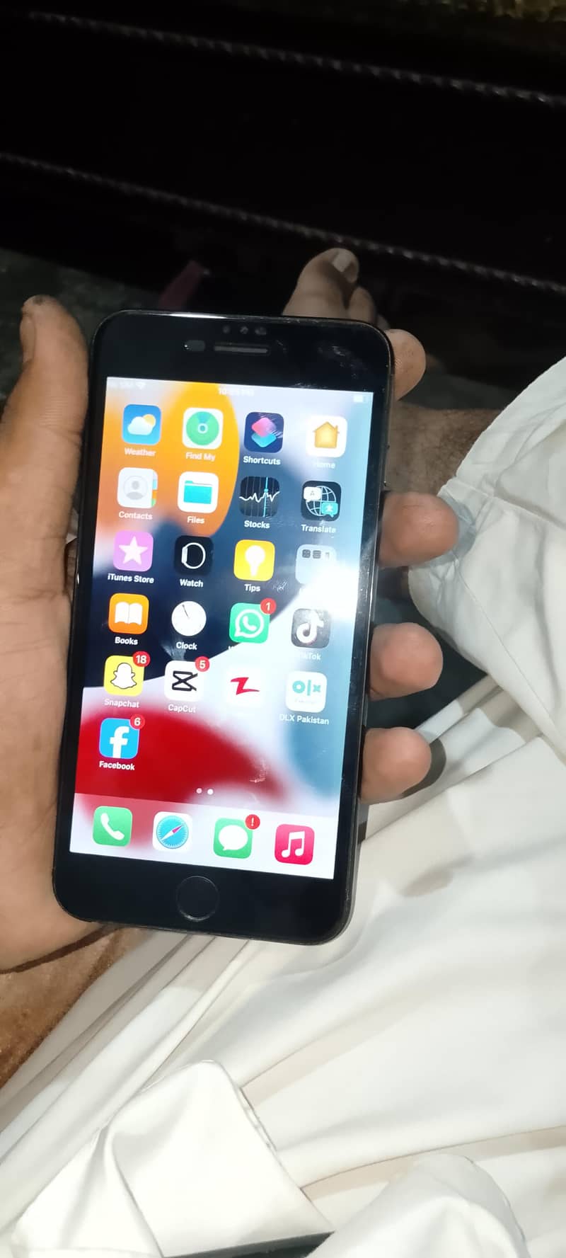 Apple iPhone 7 Plus 6