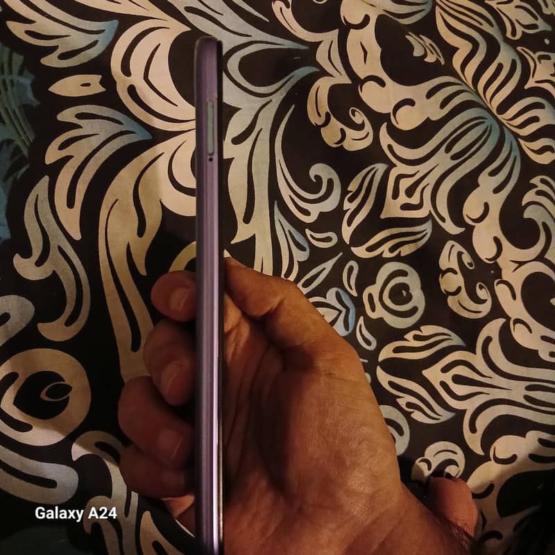 tecno spark8c 3