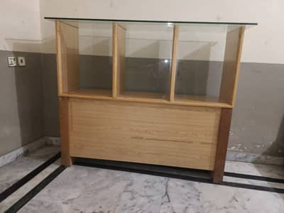 SHOWCASE