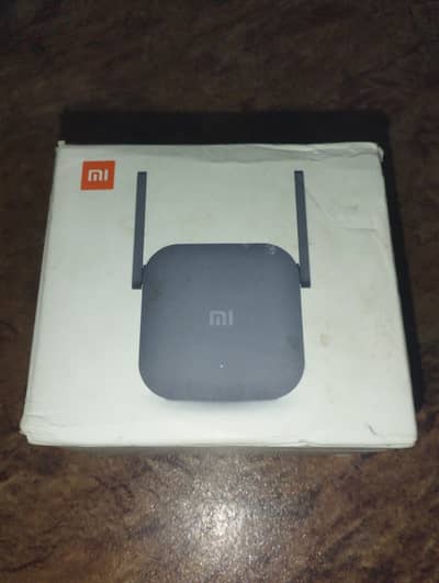 Mi Wi-Fi Repeater and Network Extender Pro