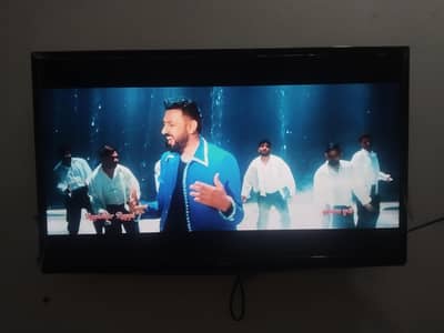 ORIGINAL SAMSUNG 32" SIMPLE LED TV
