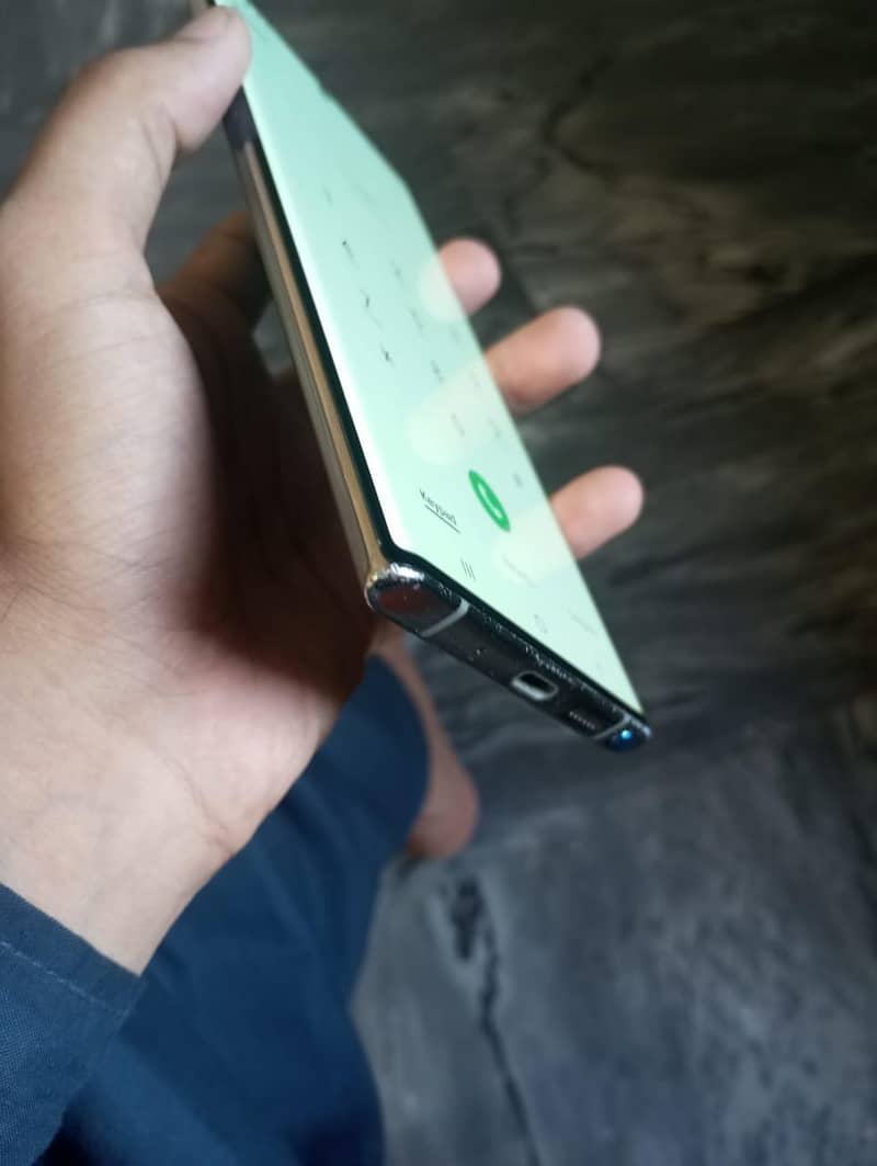 Samsung Mobile Note 10 Plus 3