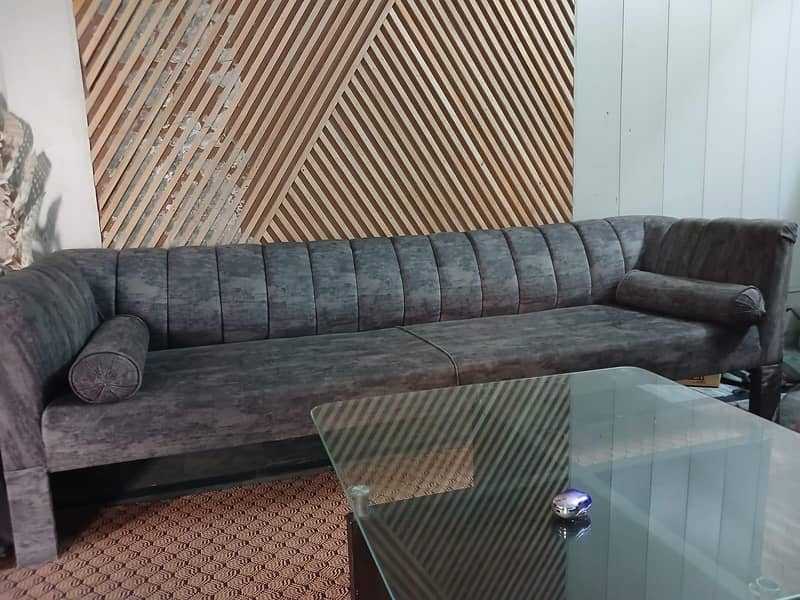 4 seater  4 seater 2 sofas 0