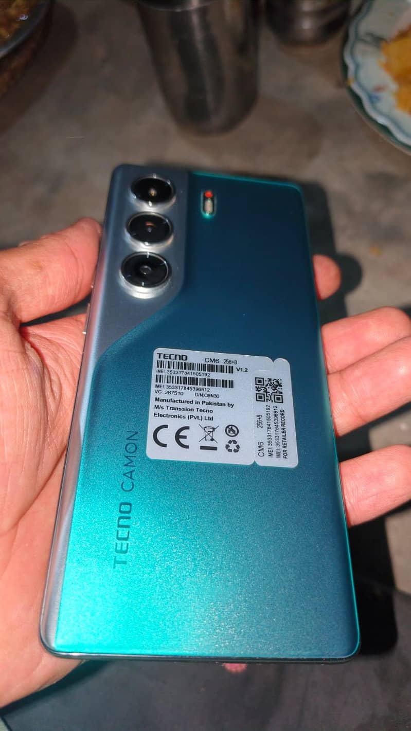 Tecno CAMON 40 Pro 6