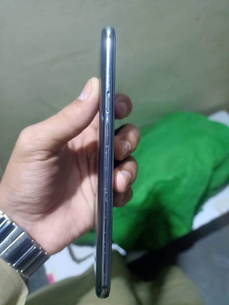 One Plus 7 Pro 3