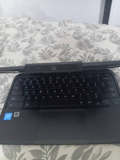 Lenovo chrome book urjent sale