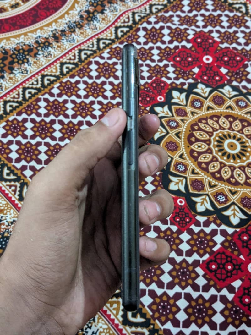 Google Pixel 6a 4