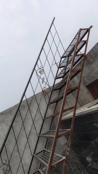 stairs iron ladders  |very solid| /// better then new///
